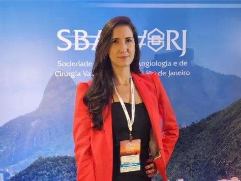 Dra. Fernanda Penza em congresso da SBACV-RJ